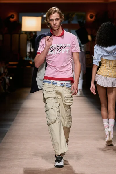 Look 4